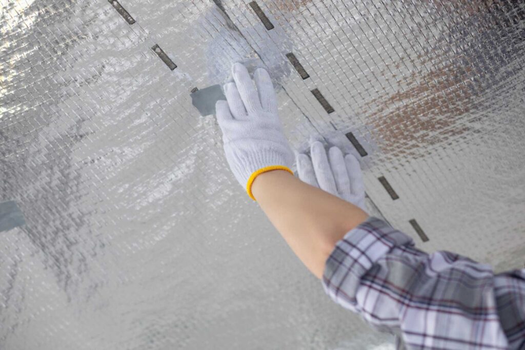 Maximize Savings: Attic Insulation Tips for Energy Efficiency